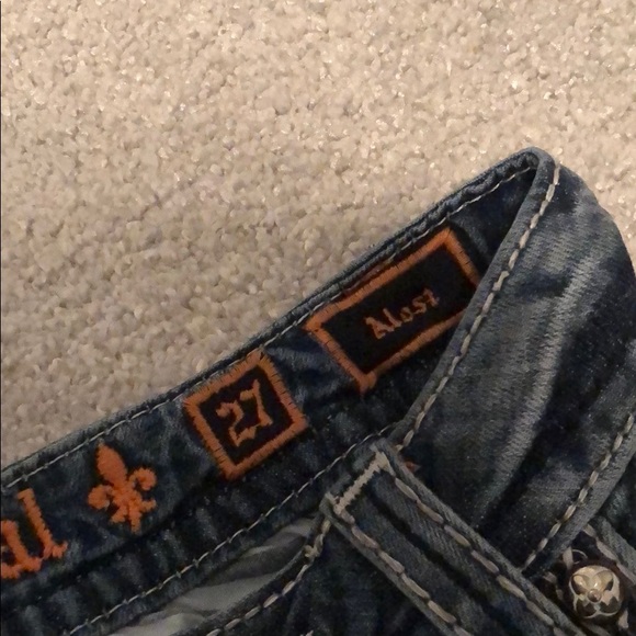 Alost Rock Revival Capris - Picture 4 of 5